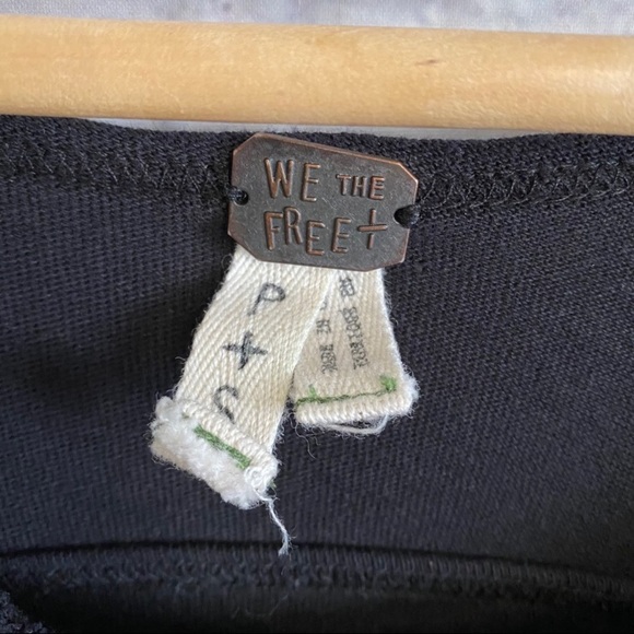 We the Free (FREE PEOPLE) Black Swing Top - Picture 3 of 3